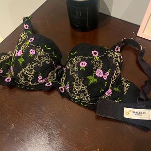 BRADELIS New York embroidered lace bra 34D made in Japan